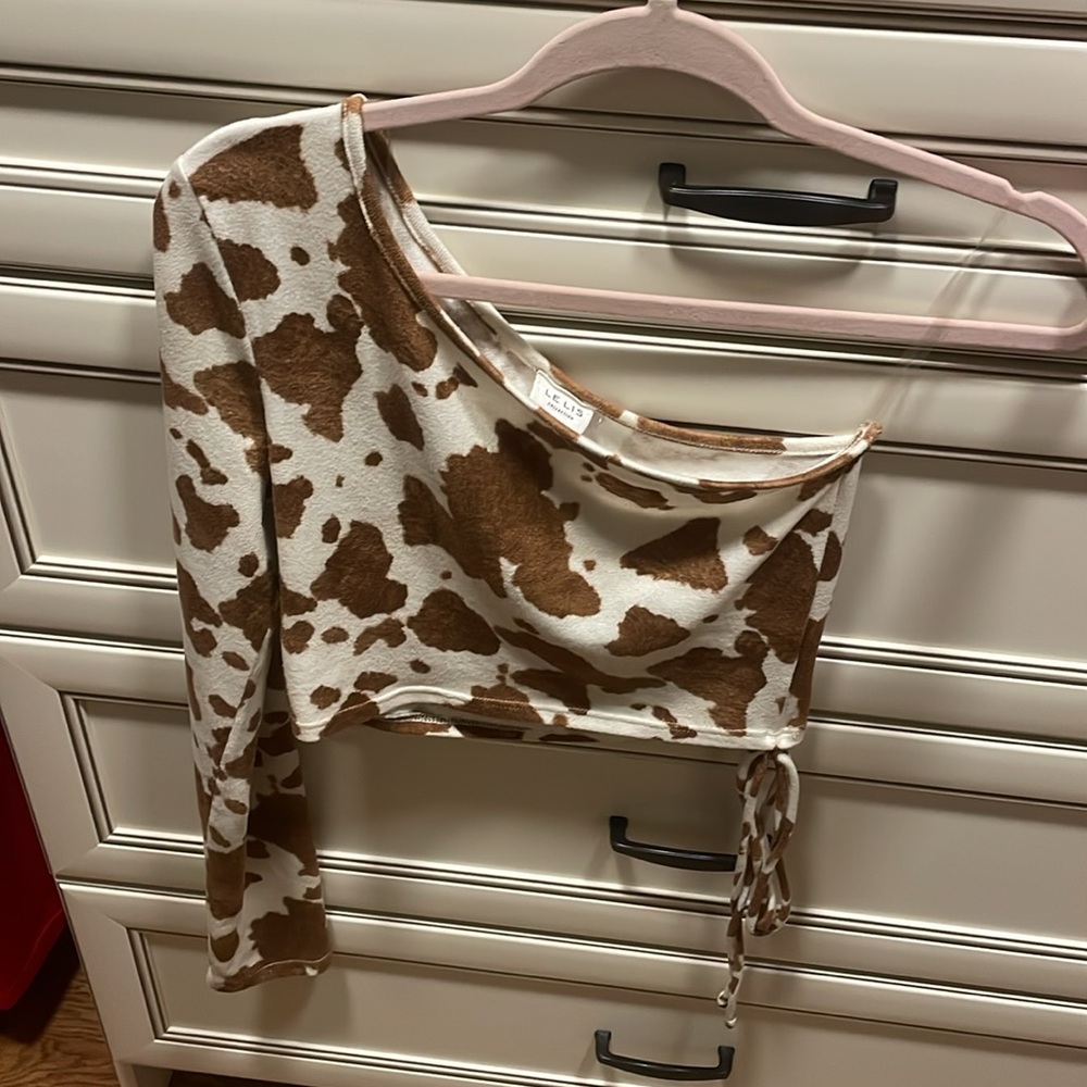 Cow print top - Picture 2 of 3